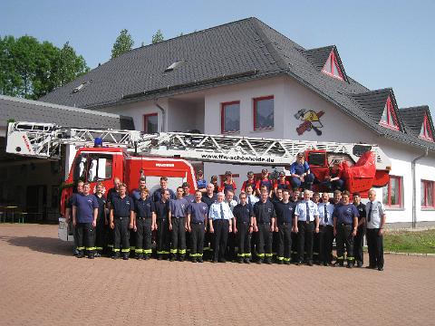 IMG_2807.JPG - einige Kameraden der FF Schönheide/Erzg.